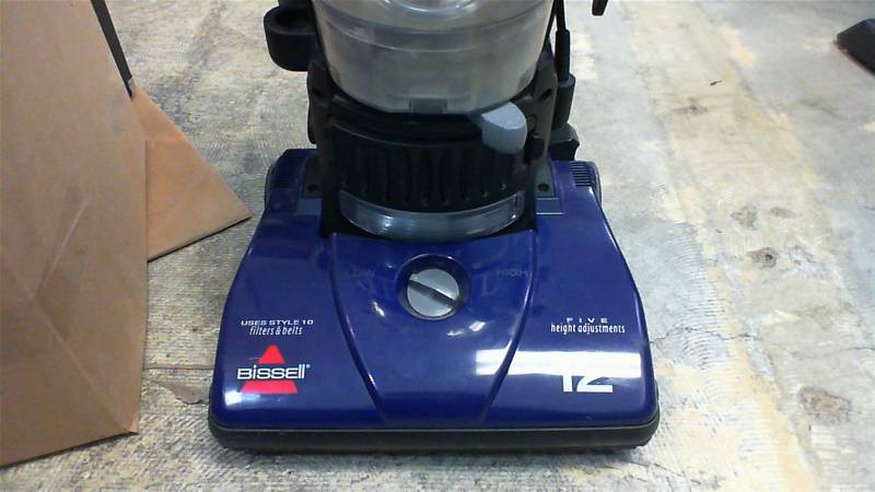 lot 515 image: Bissell Powerforce Bagless vacuum model 82H11