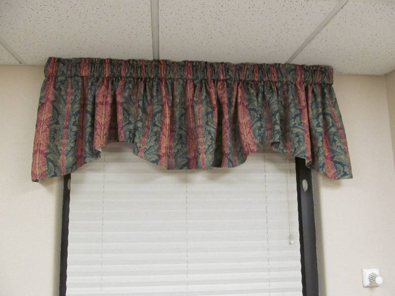 valance blinds
