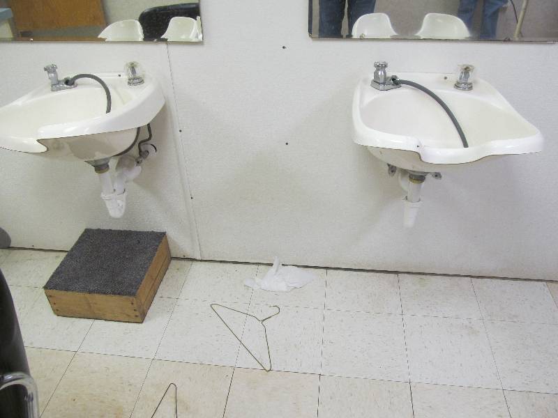 salon sinks