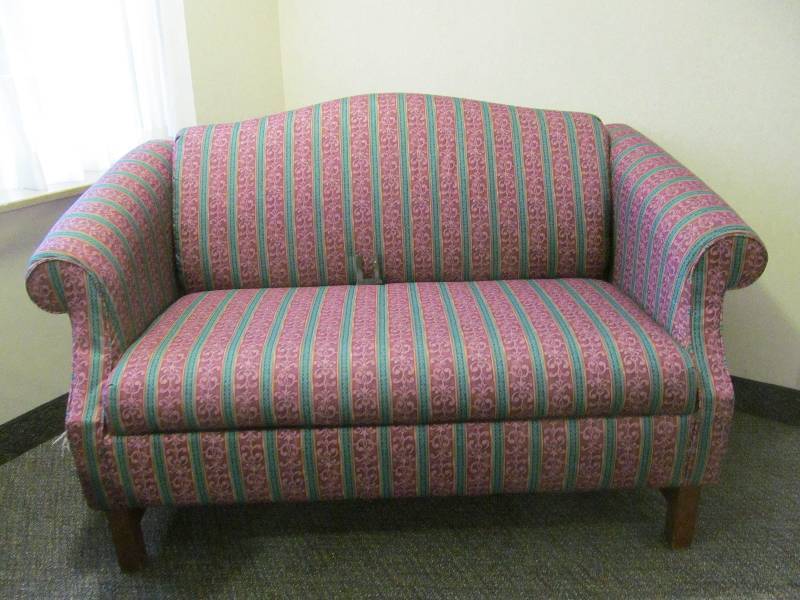 loveseat