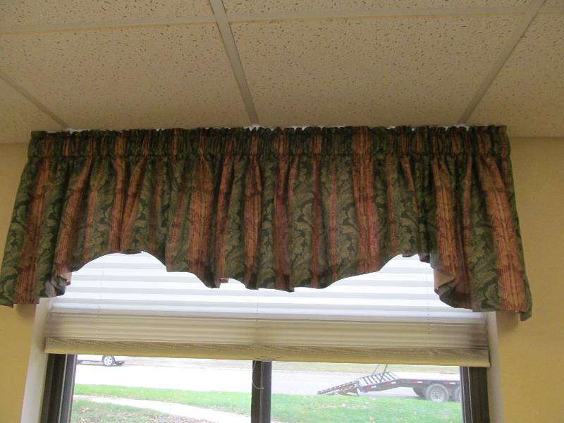 valance blind
