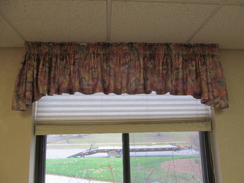 valance blind