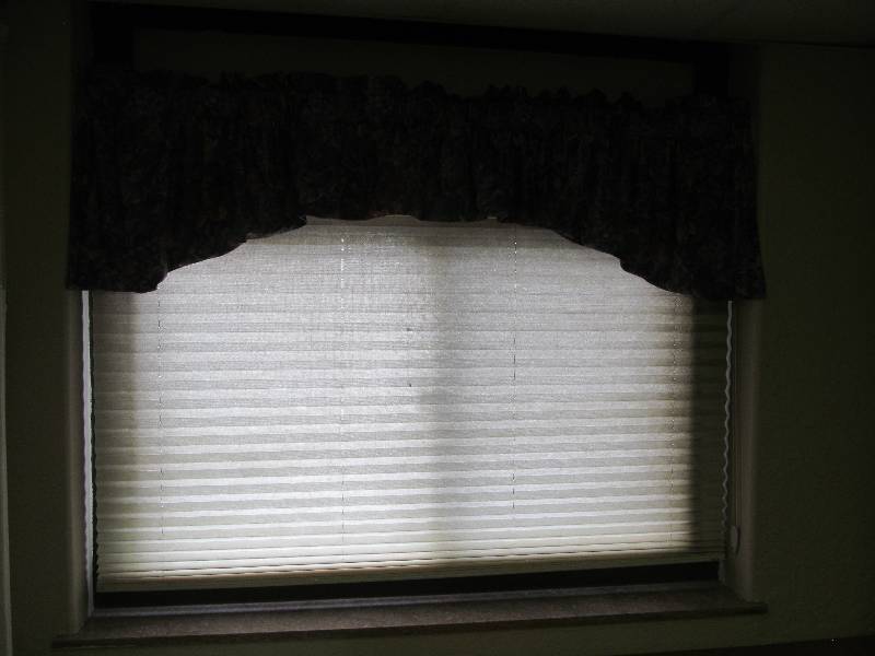 valance and blind