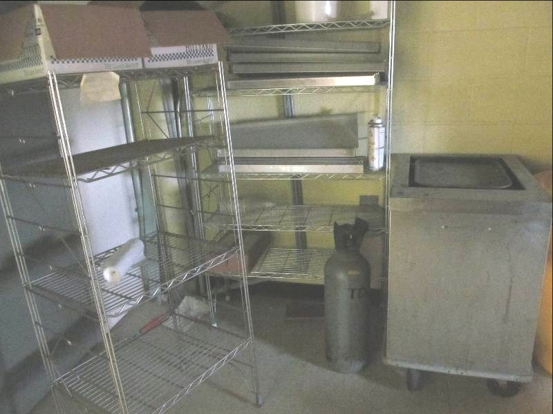 dumbwaiter
