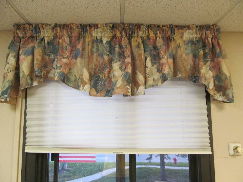 valance and blinds