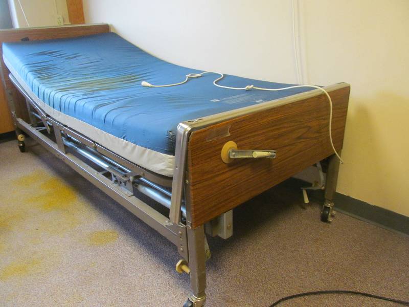Manual Bed