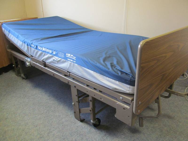Manual Bed
