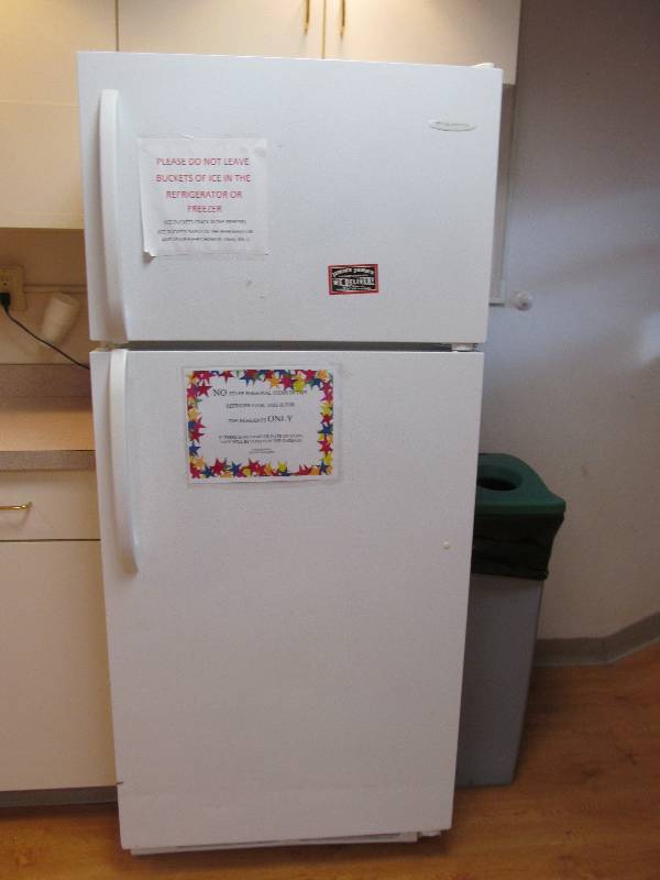 Refrigerator