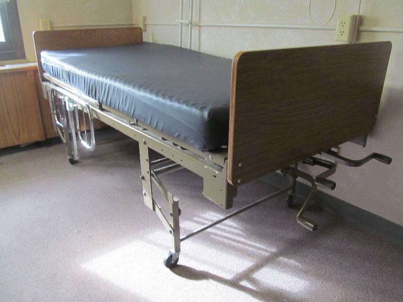 Manual Bed