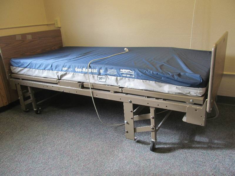Manual Bed