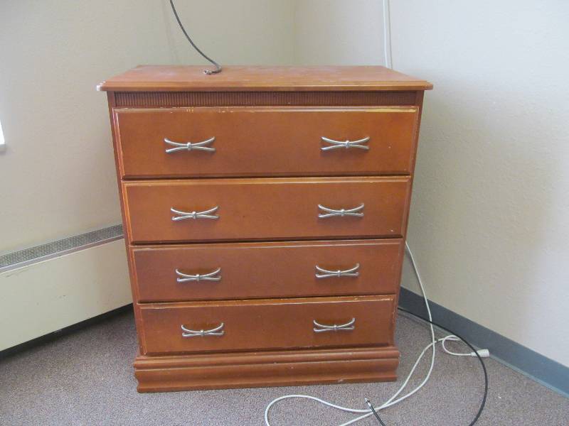 Dresser