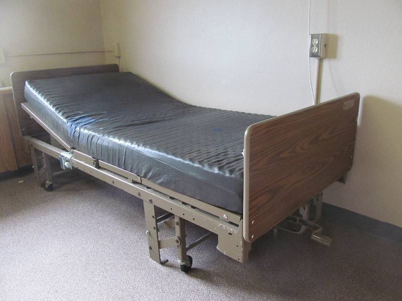 Manual Bed
