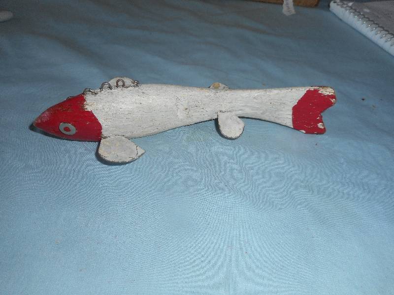 ANTIQUE WOODEN FISHING DECOY, VINTAGE WOODEN FISHING LURES , DECOYS, RODS