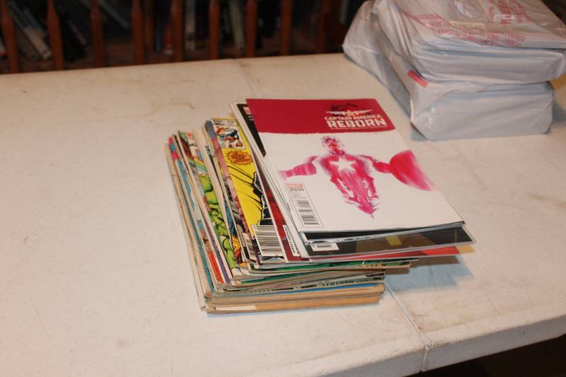 lot 17 image: Lot of (32) Marvel, DC Comics Hulk, Marvel Universe V-Z, Black Panther, Beetle Bailey, Fantastic 4, Dazzler, Super Friends, Spider-man, Tarzan, Planet of the Apes, Eternals, Captain America, X-Men Comic Books