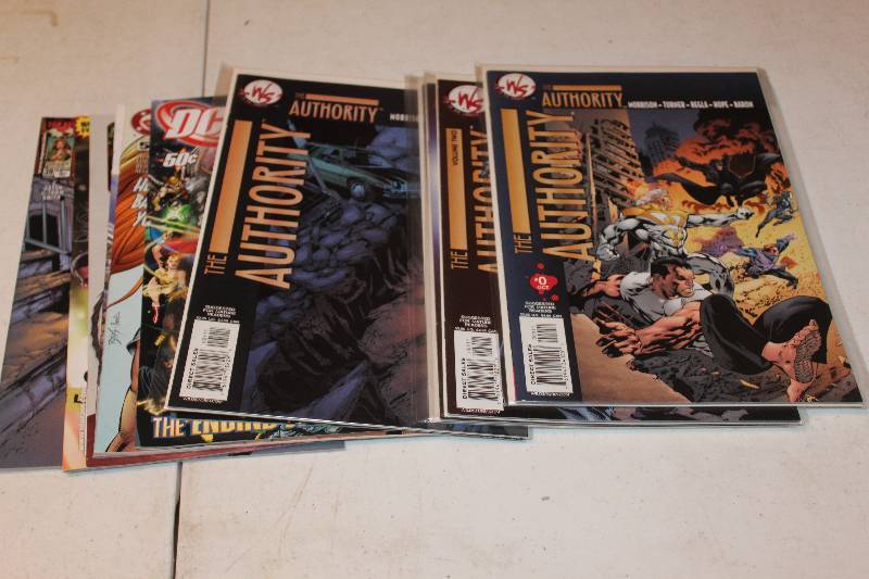 lot 94 image: Lot of (12) Top Cow, DC Comics The Authority, DC Universe O, Witchblade Comic Books