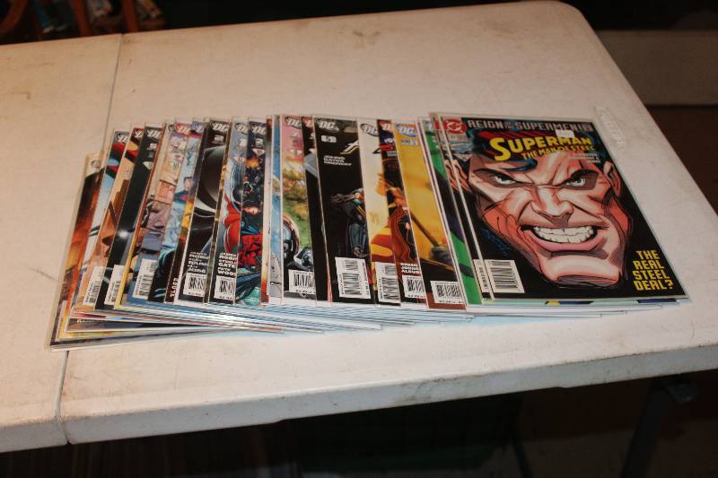 lot 96 image: Lot of (31) DC Comics Superman, Batman Comic Books