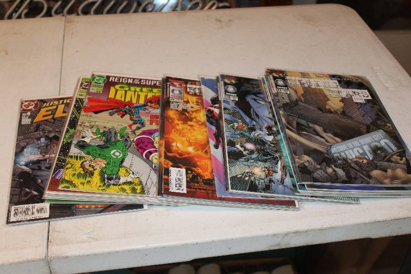 lot 115 image: Lot of (19) Top Cow, DC Comics Rising Stars, Green Lantern Comic Books w Ringside Seats Tickets Wolverine vs. Sabretooth
