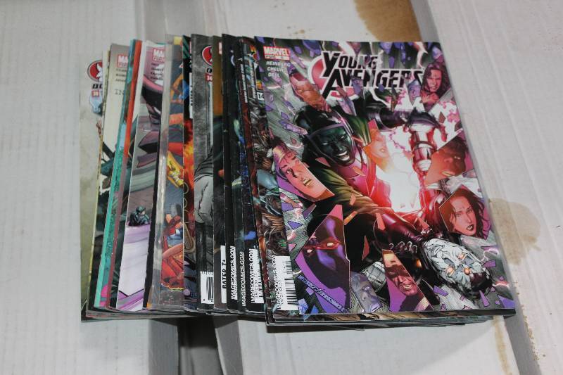 lot 134 image: Lot of (31) Marvel, Top Cow, DDP Comics Fantastic Four, Captain America, Excalibur, Hulk, The Darkness, Avengers, X-Men, GI Joe, Comic Books