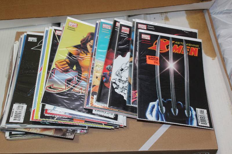 lot 146 image: Lot of (32) Marvel Comics X-Men Comic Books w Sleeves