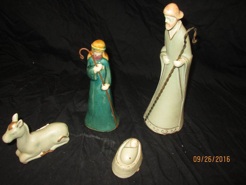 various figurines...