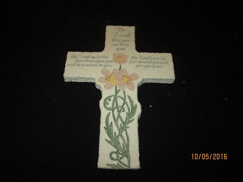 New in box, Floral Wall Cross. 4 pc...