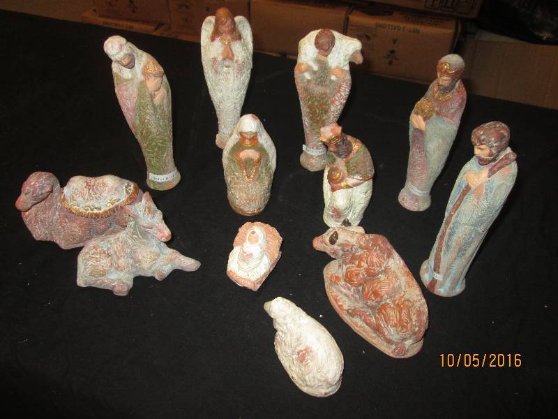 New 12 pc Nativity set...