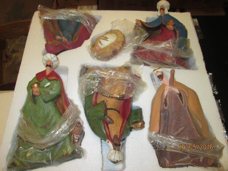New 6 pc Nativity Set...