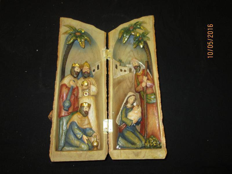 New 1 pc Nativity Scene in Tree Tru...