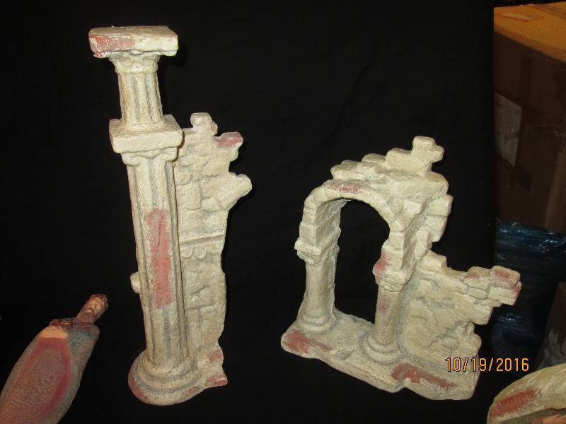 New 13 Pc Nativity Set...