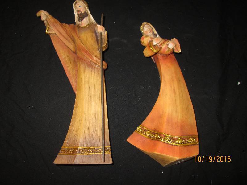 New 2 pc Nativity Set, 6 sets in bo...