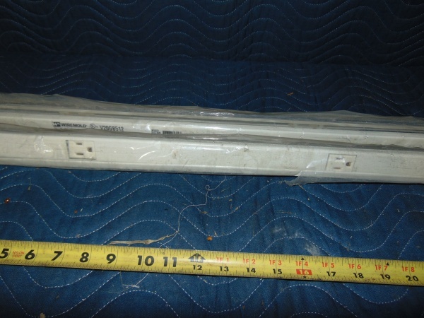 lot 79 image: (2) 5  Plug in Strips