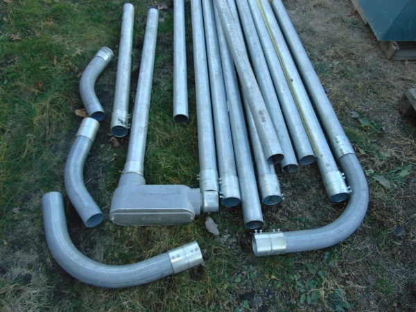 lot 85 image: Lot of 2.5 Conduit