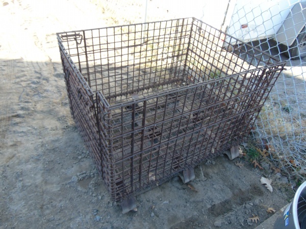 lot 90 image: Metal Crate with Fork Pockets