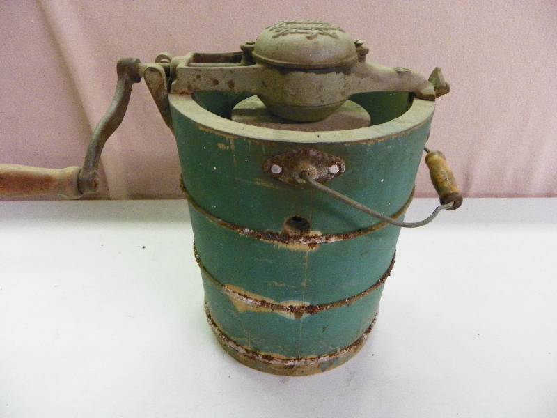 Ice Cream Maker