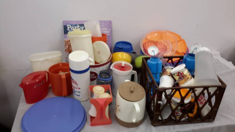 Large assortment of plastic ware