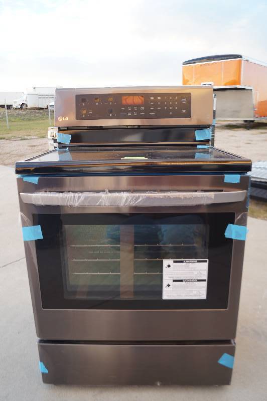 LG Electric Stove