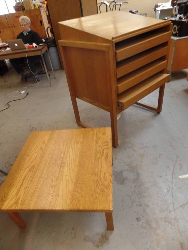 lot 417 image: Blueprint Stand w Storage