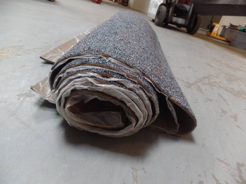 lot 448 image: NEW Commercial Carpet