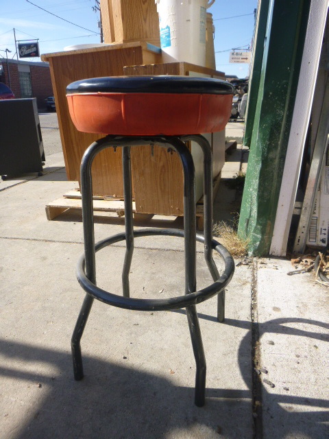 lot 12 image: Shop Stool