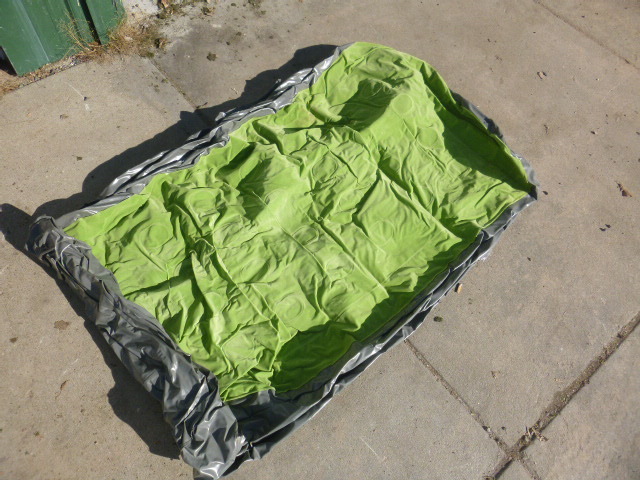 lot 27 image: Air Bed