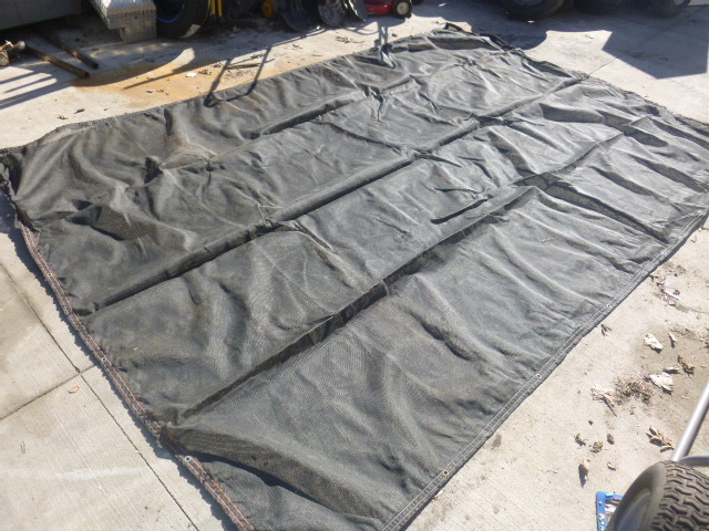 lot 104 image: Cargo Net