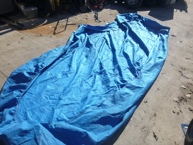 lot 105 image: Kimberly Clark Car Cover