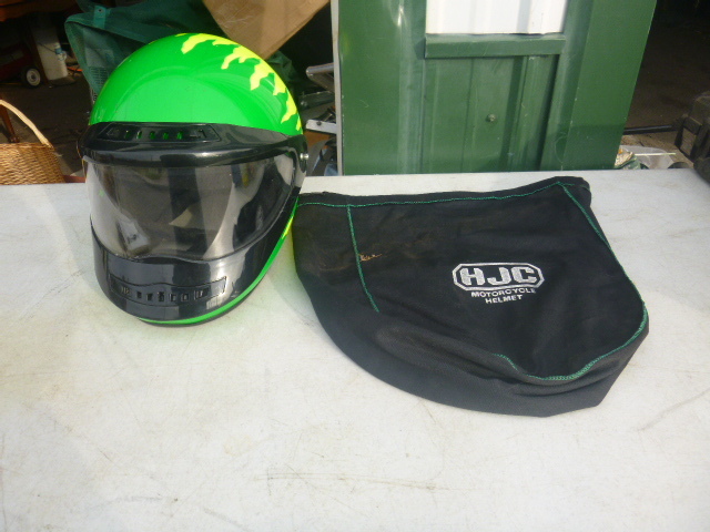 lot 124 image: Snowmobile Helmet