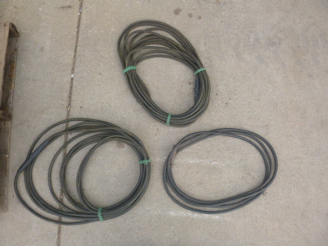 lot 128 image: 3 Heavy Duty Welding Cables