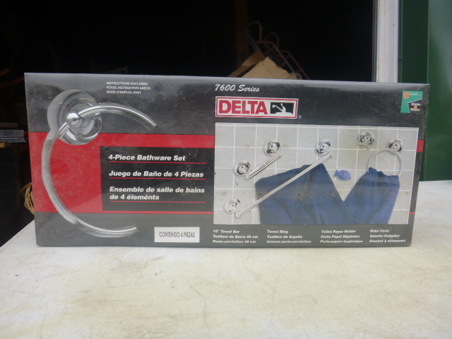 lot 141 image: Delta 4 Piece Bathware Set