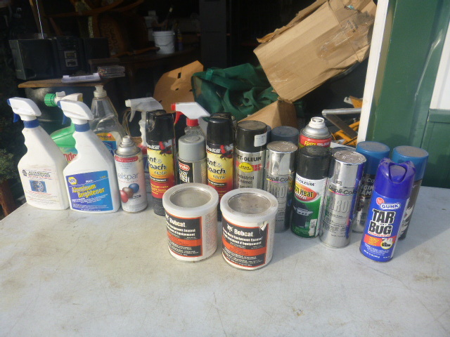lot 166 image: Miscellaneous Garage Fluids and Cans