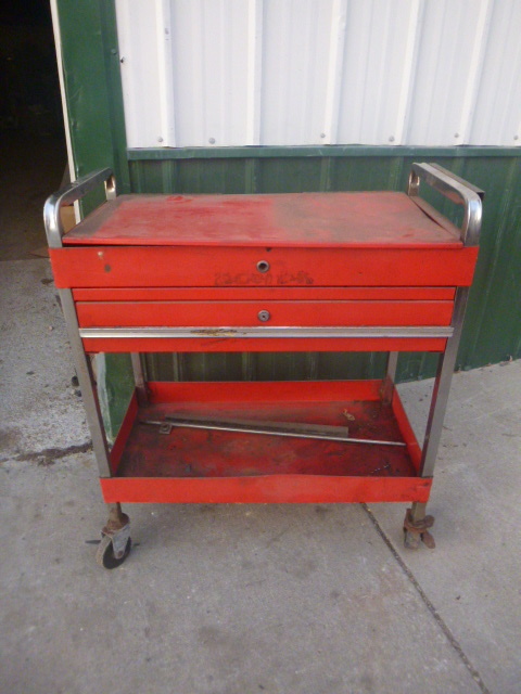 lot 182 image: Shop Cart with Drawer and Storage