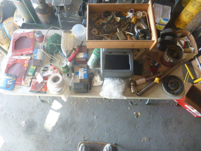lot 186 image: Miscellaneous Garage Items