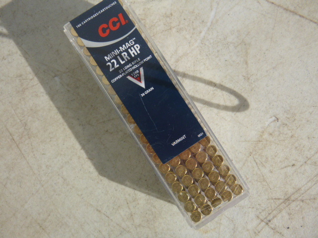 lot 211 image: CCI Mini-Mag 22 LR HP Shells