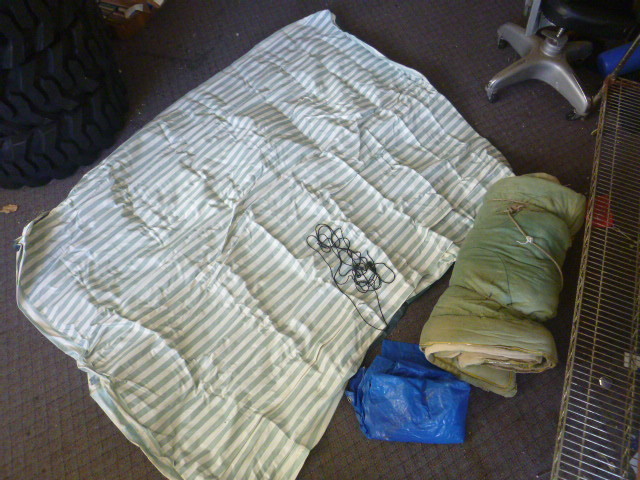 lot 230 image: Sleeping Bag, Air Bed and Tarp